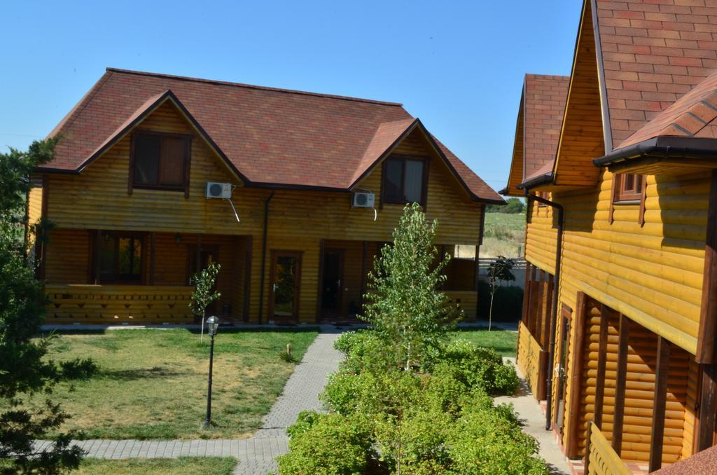 Hotel Panska Hata Nyzhnya Khortytsya Exterior foto