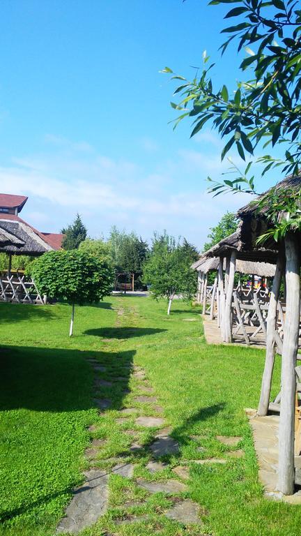 Hotel Panska Hata Nyzhnya Khortytsya Exterior foto